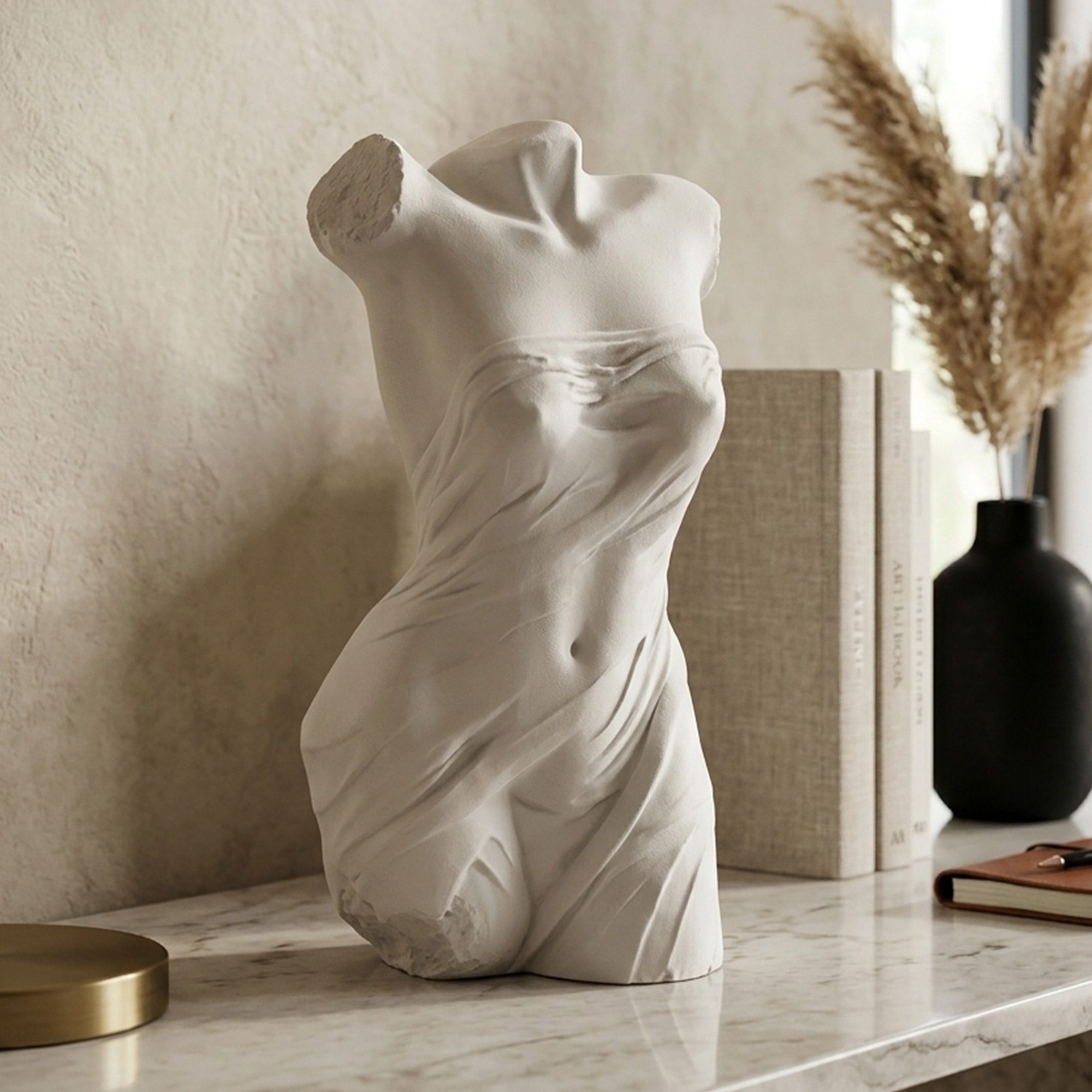 Marivela dans un décor